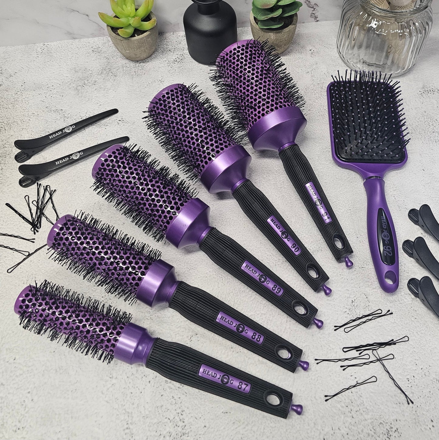 Head Jog 92 Purple Paddle Brush